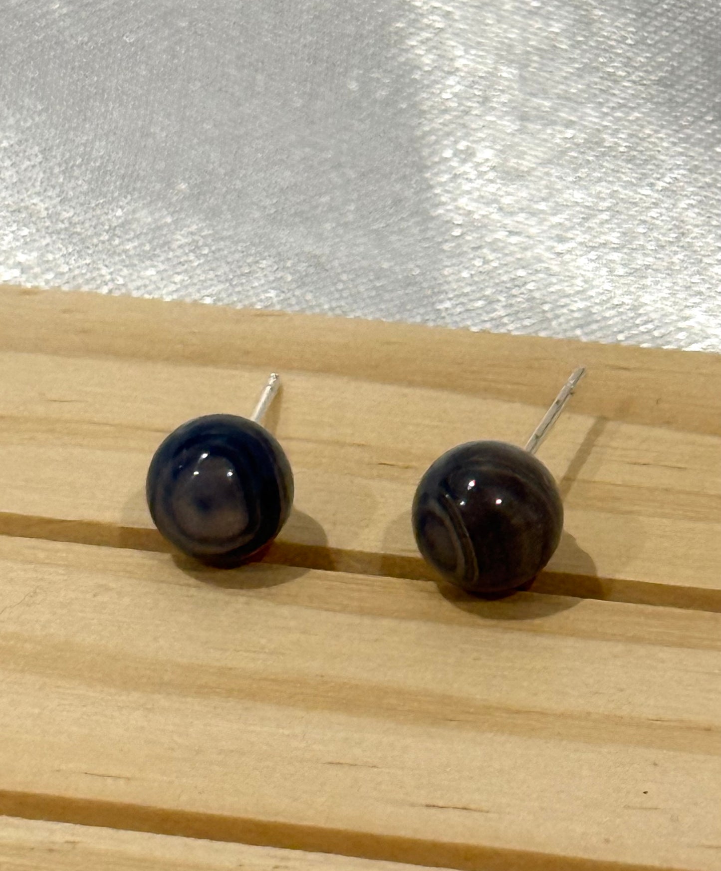 $10 earrings