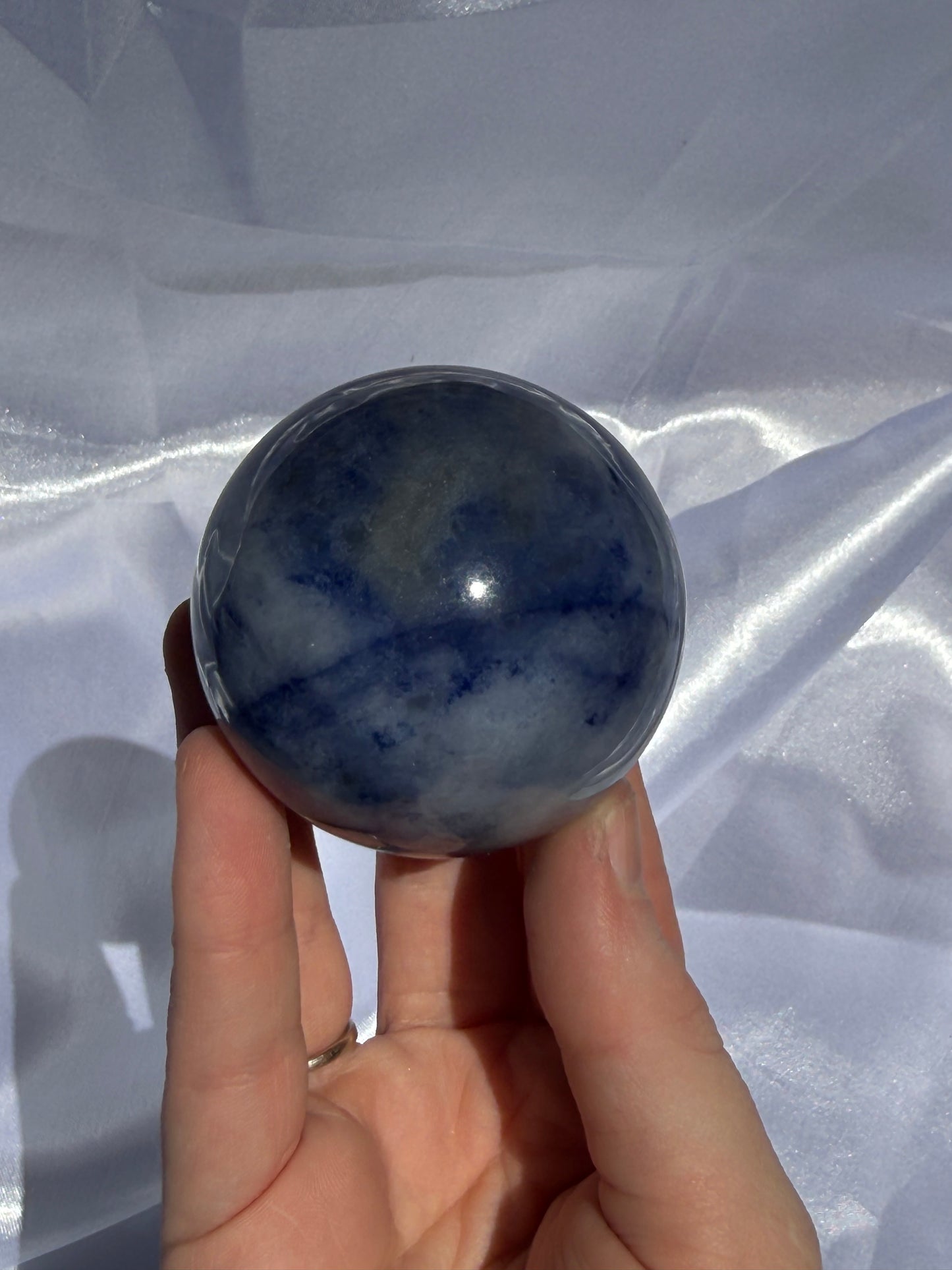 UV Reactive Sodalite