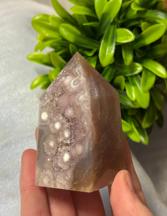 Amethyst in Agate Tower